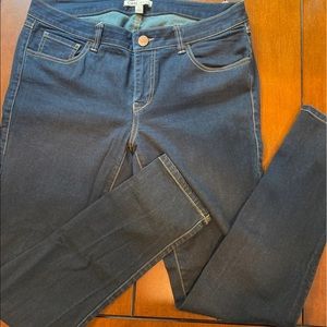 Cabi jeans. Style 755. Dark wash- size 8.